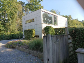 Woning gelegen in rustige bosrijke omgeving